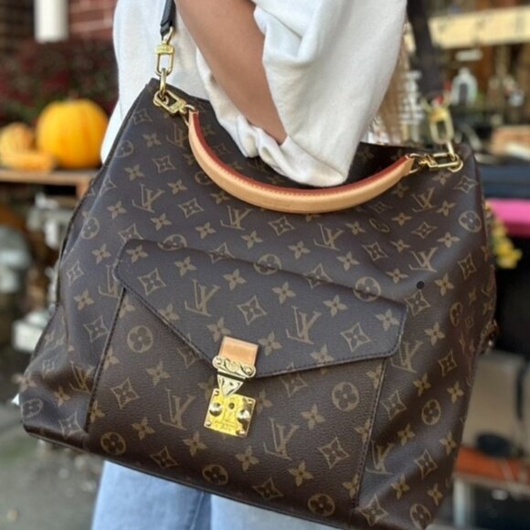 Louis Vuitton Monogram Canvas Métis Hobo - Picture 3 of 11